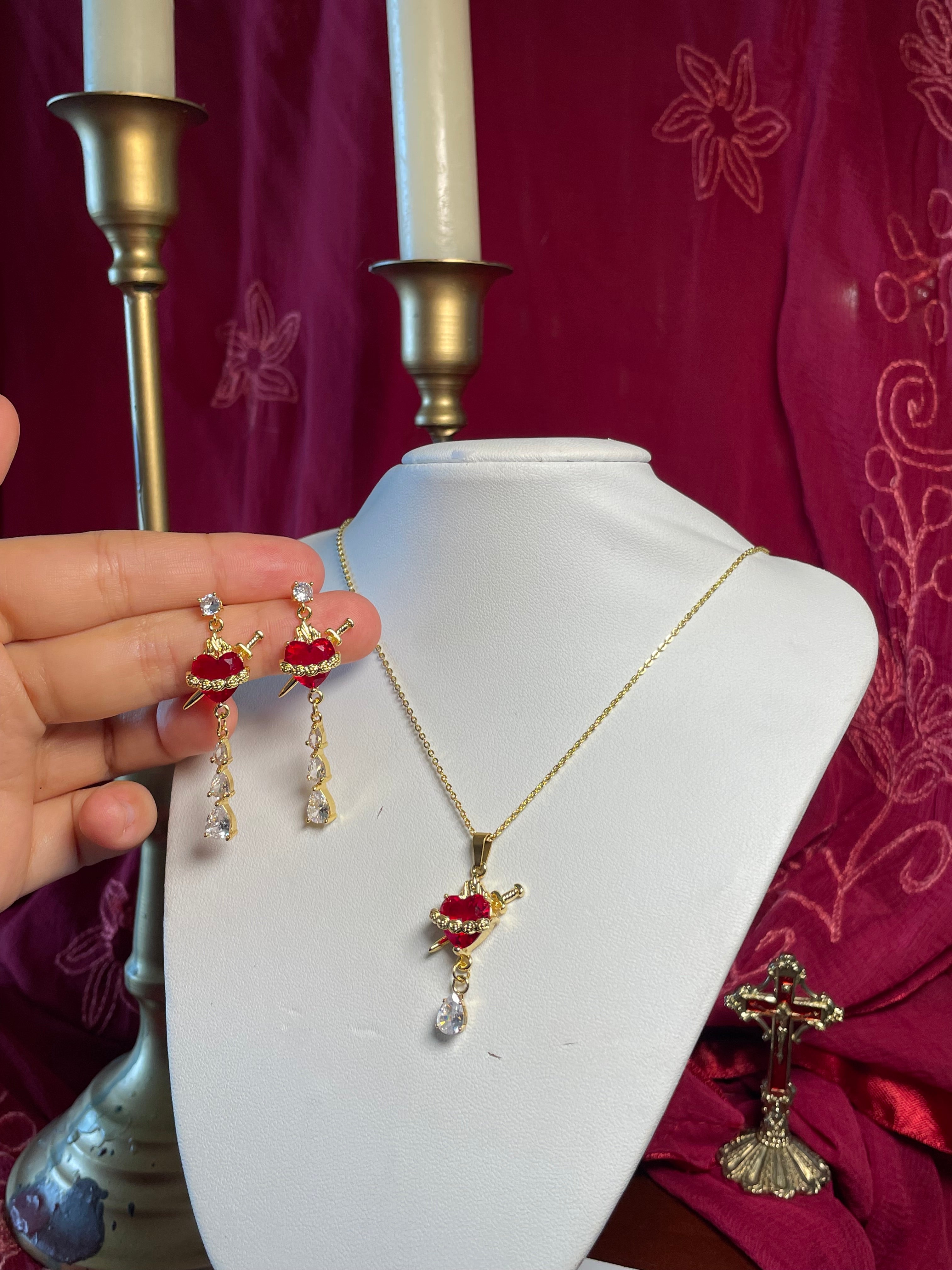 The 'Daggered Heart' set